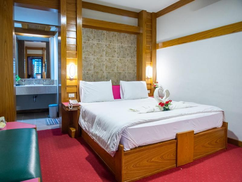 Siri Hotel Накхонратчасима Экстерьер фото